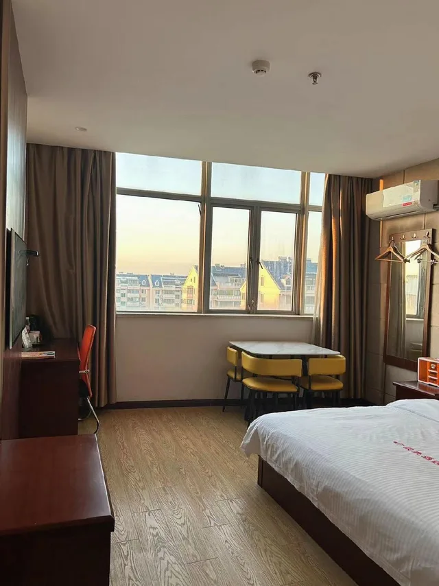 Fashion, Family، Shell Shanghai Jinshan District Zhangyan town Songjin Highway Hotel 1/2