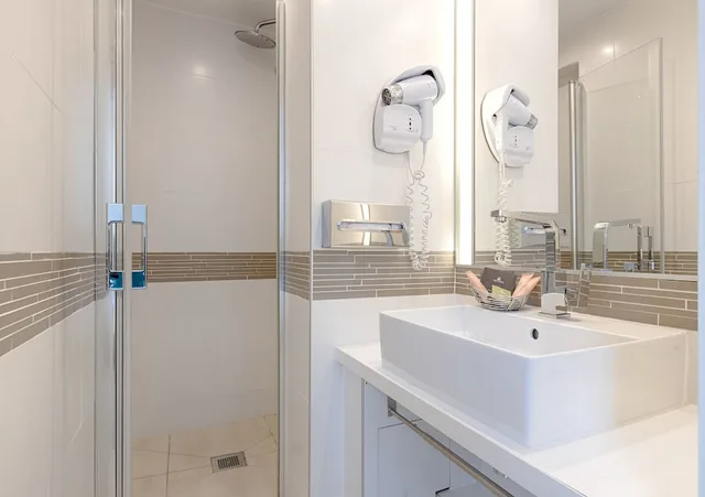 غرفة بسرير كوين، Hotel Beaugency 6/8