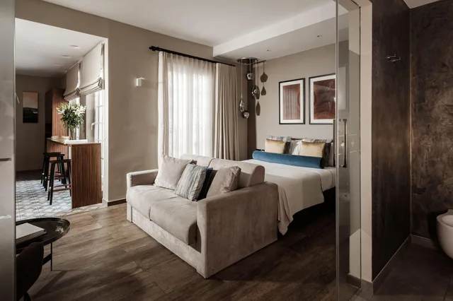 Deluxe, Suite, 1926 Le Parisot Boutique Suites 3/6
