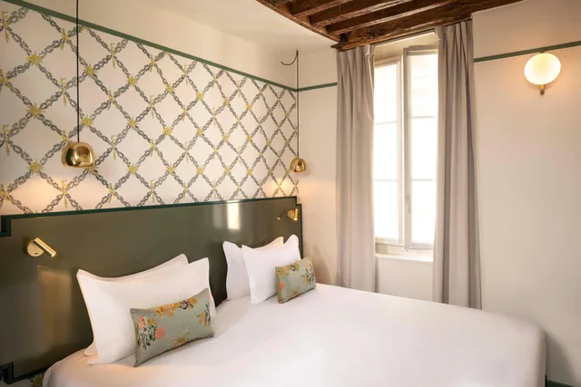 غرفة قياسية مفردة بسرير مزدوج، HOTEL DES DEUX-ILES 2/3