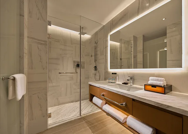 Deluxe, Twin Beds, Ocean View, High Floor, Hard Rock Hotel Dalian 1/1