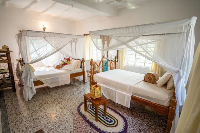 غرفة بسرير مزدوج بإطلالة على الحديقة، Pongwe Beach Hotel 1/5