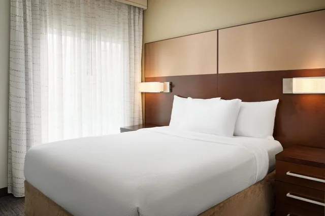 2 Bedrooms, Suite, Accessible, Residence Inn Fort Myers at I-75 and Gulf Coast Town Center 2/5