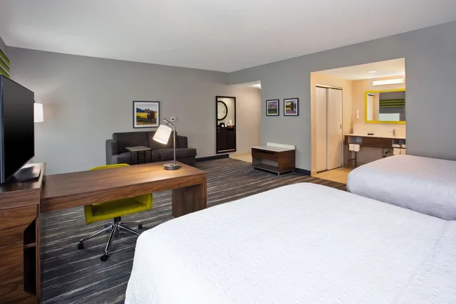جناح استوديو بسريرين كوين مع أريكة، Hampton Inn & Suites Athens-I-65 (Huntsville Area) 1/4