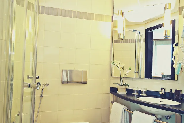 Room, Double Bed, ibis Kuwait Salmiya 4/4