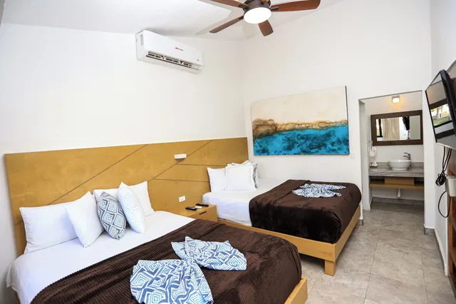 Renovated, Superior, 2 Double Beds, King Bed، Buena Vista Oceanfront & Hot Springs Resort 4/10