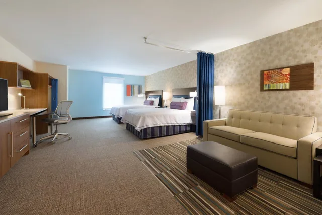 استوديو بسريرين كوين مع أريكة، Home2 Suites by Hilton Fargo, ND 1/2