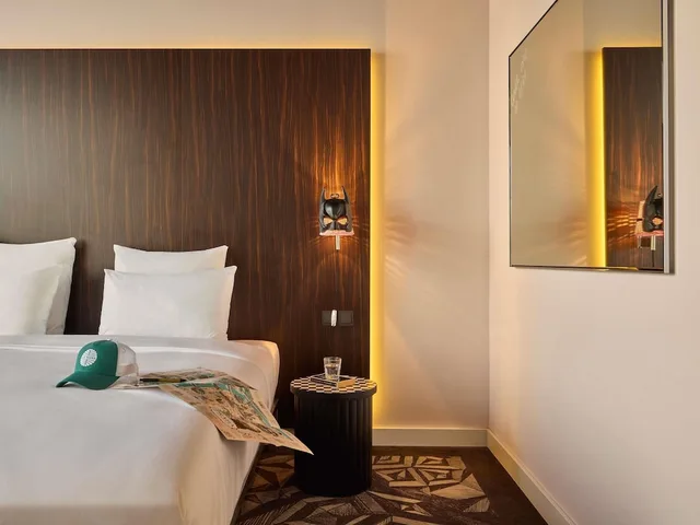 Large Mama, King Bed، Mama Shelter Prague 6/10