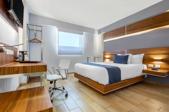 غرفة قياسية بسرير كوين، Sleep Inn Hermosillo SON 2/8