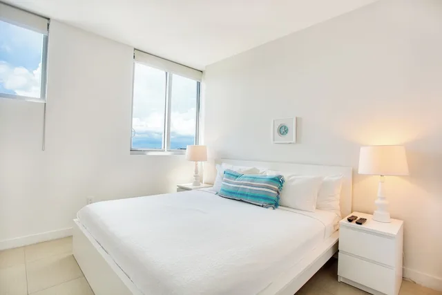 شقة بسرير كينج بإطلالة على المدينة بغرفة نوم واحدة مع أريكة، Miami Vacations Corporate Rentals - Monte Carlo 3/10