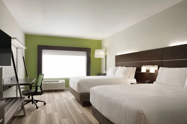 غرفة قياسية بسريرين كوين لذوي الإعاقة، Holiday Inn Express Knoxville Strawberry Plains 1/10