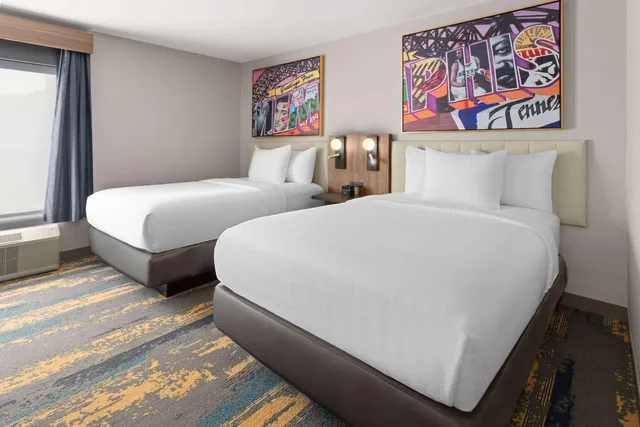 غرفة بسرير مزدوج، La Quinta Inn & Suites by Wyndham Memphis I-240 7/10