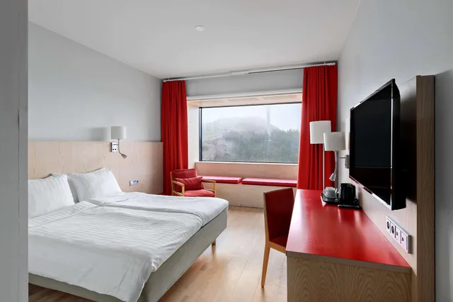 غرفة سوبيريور بسرير كينج مع أريكة، Best Western Plus Park City Hammarby Sjostad 1/5