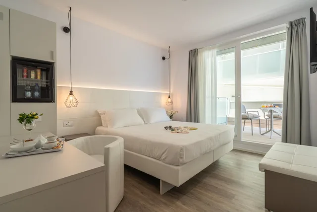 غرفة سوبيريور بسرير مزدوج أو سريرين منفصلين بإطلالة جزئية على البحر، Hotel Elite 4/10