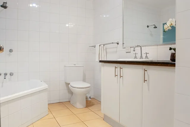 1 Bedroom, Family, Villa, King Bed, Bay View, Sofa، Sea Foam Villas 4/6