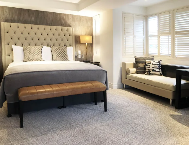 جناح سيغنتشر بسرير كينج بإطلالة على المتنزه، Dupont Circle Hotel 3/10