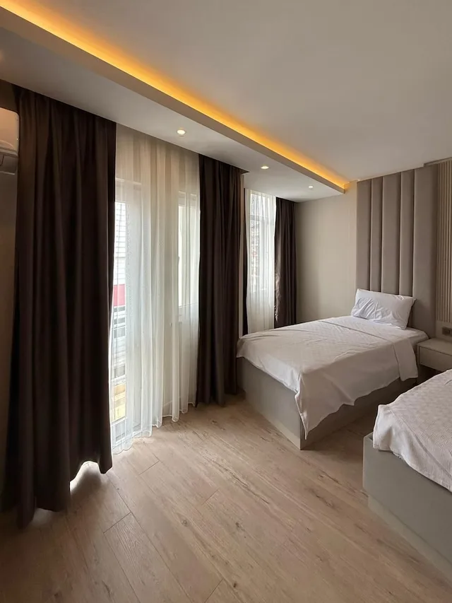 غرفة عائلية بسرير مزدوج وسرير فردي بإطلالة على المدينة بشرفة بـ3 غرف نوم، Hotel Kayalar 7/10