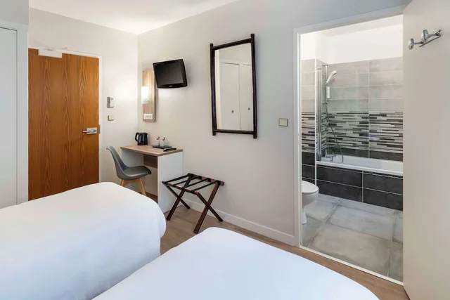Standard, Twin Beds, Sure Hotel by Best Western Saintes 4/7
