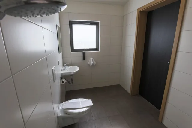 غرفة ديلوكس ثلاثية بسرير مزدوج وسرير فردي، Lilja Guesthouse 4/4