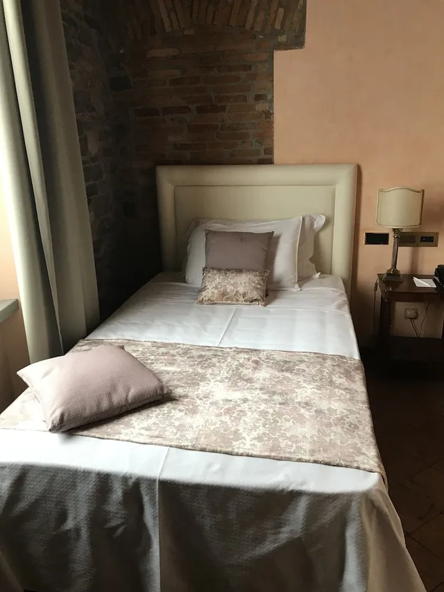 غرفة سوبيريور بسرير مزدوج بغرفة نوم واحدة، Albergo Le Due Corti 4/8