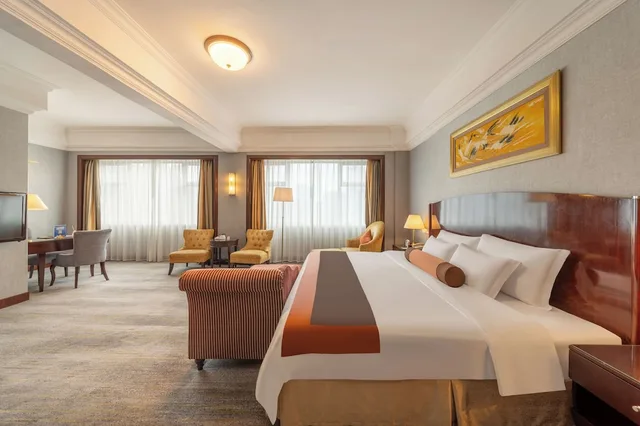 غرفة تنفيذية بسرير كينج، GRAND INTERNATIONAL HOTEL 5/7