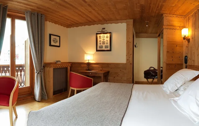غرفة سوبيريور بسرير مزدوج أو سريرين منفصلين بإطلالة على الجبل، Auberge Du Manoir 2/9
