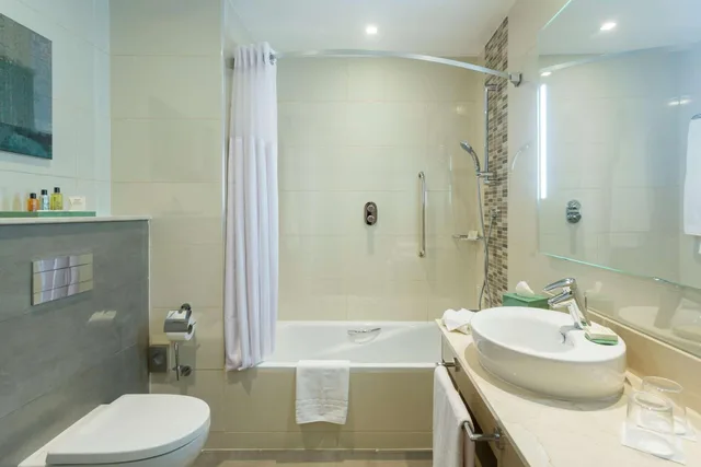 Family, Queen Bed, Sea View, Sofa, Hilton Garden Inn Tanger City Center 6/7