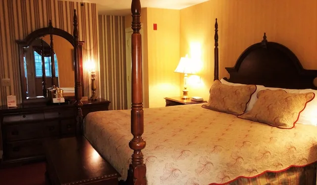 جناح بسرير كينج، Christmas Farm Inn and Spa 1/3