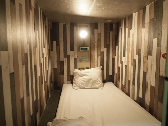 Capsule, Female Only, Futon Bed، Capsule Hotel Block Room 1/5