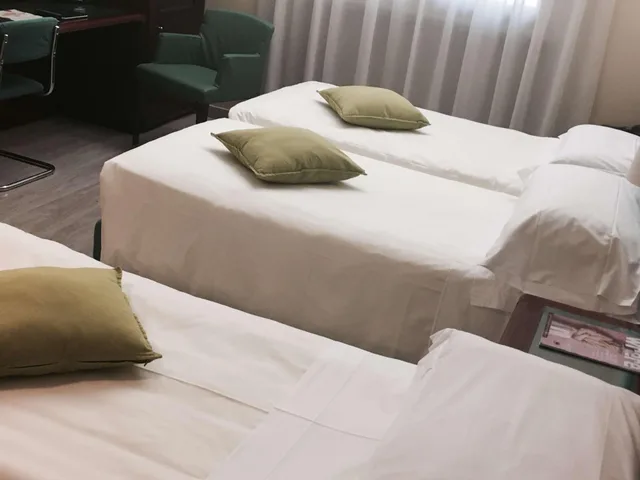 Standard, Multiple Beds, Hotel Astoria, Sure Hotel Collection by Best Western 4/6