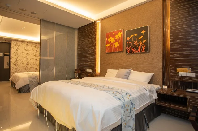 غرفة عائلية، Skylight B&amp;B 1/2