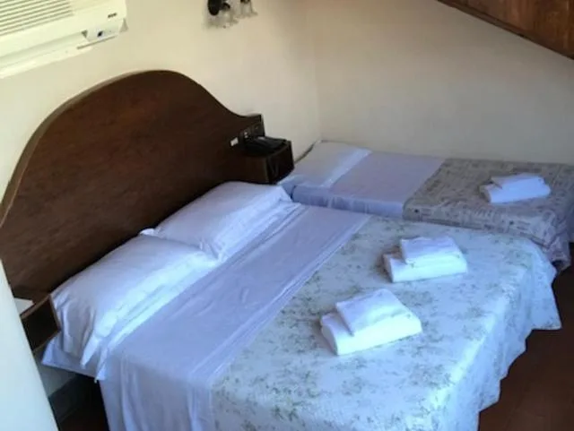 غرفة ثلاثية بحمام خاص، Okapi Rooms 7/10