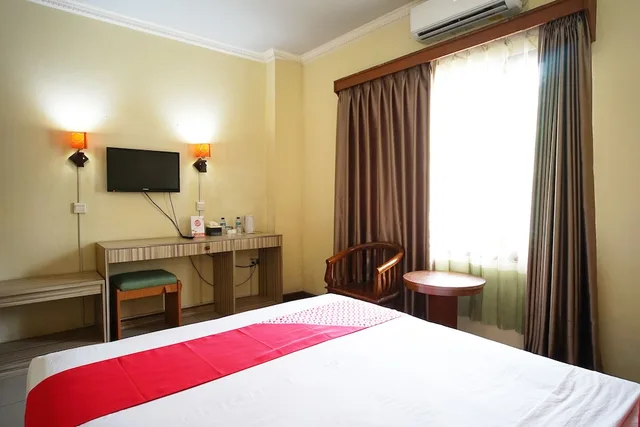 غرفة ديلوكس بسرير مزدوج، OYO 2015 Bandara Hotel Balikpapan 2/7
