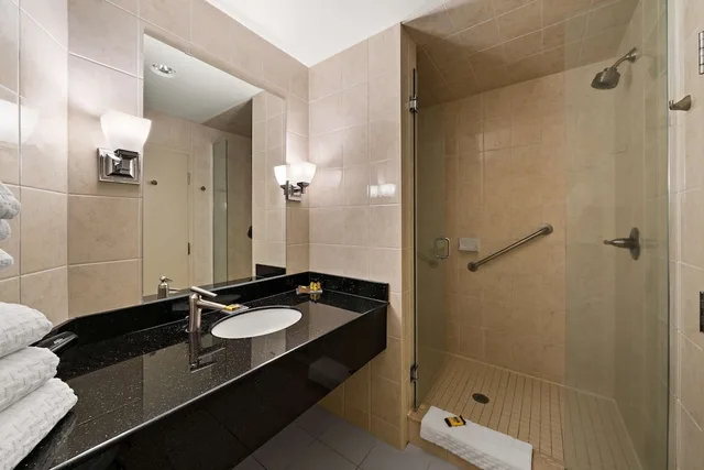 جناح بسرير كينج، Best Western Plus Orangeville Inn and Suites 4/4