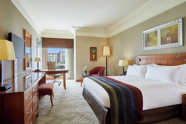 Premium, King Bed, Smoking, Holiday Inn Cairo City Stars 5/9