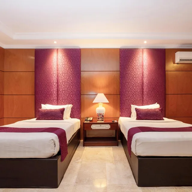 Room, Double Bed, Hotel Bumi Senyiur 1/2