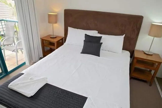 شقة بسرير كوين بغرفة نوم واحدة، Karana Palms Self Contained Apartments 9/10