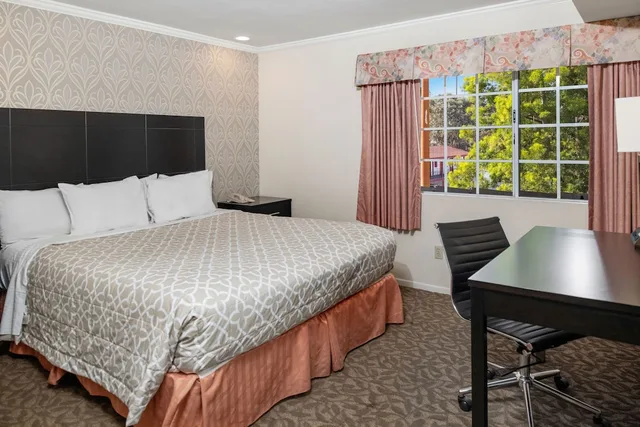 غرفة قياسية بسريرين كوين، Glendale Hotel 1/4