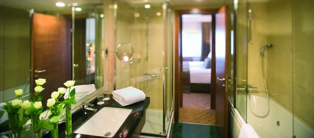 غرفة سوبيريور مفردة بسرير مزدوج، Movenpick Hotel Izmir 2/2