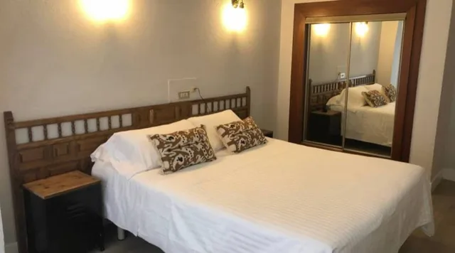 غرفة قياسية بسرير مزدوج، Marques de Santillana Hotel 4/10