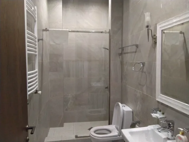 غرفة ديلوكس بسرير مزدوج أو سريرين منفصلين بشرفة، Eleon Boutique Hotel 3/4