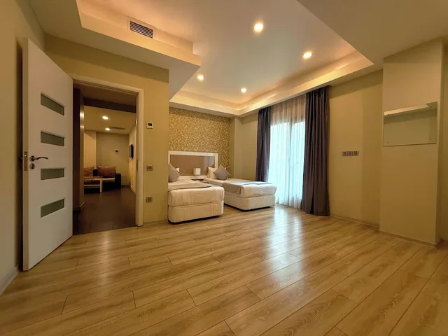 شقة عائلية بسريرين كوين بإطلالة على الفناء مع أريكة، Hotel Diplomat Suites 5/6