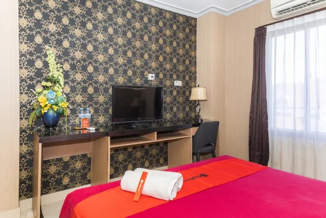 جناح، RedDoorz Plus @ Paal 2 Manado (RedDoorz - Elfah Hotel) 1/1