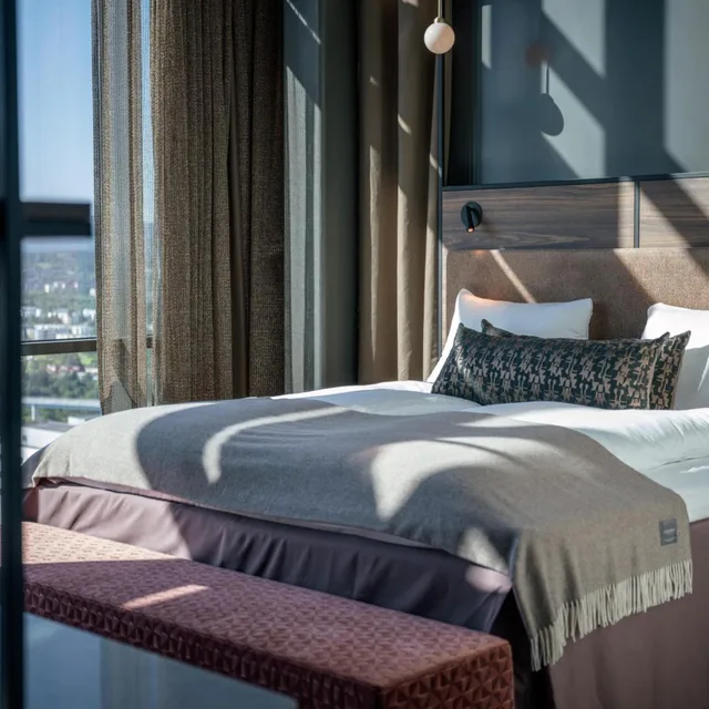 جناح، Quality Hotel Panorama 4/10