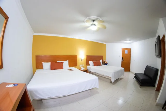 Exclusive, Suite, Hotel Grand River Plaza 8/10