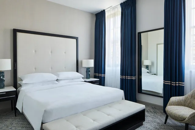 جناح كلوب، Marriott London Hotel Grosvenor Square 1/3