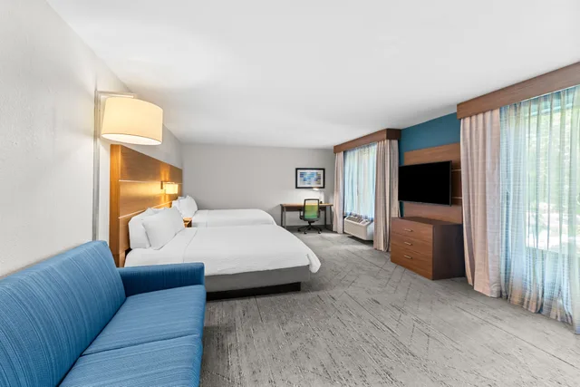 Suite, 2 Queen Beds, Holiday Inn Express & Suites Austin SW - Sunset Valley, an IHG Hotel 1/7