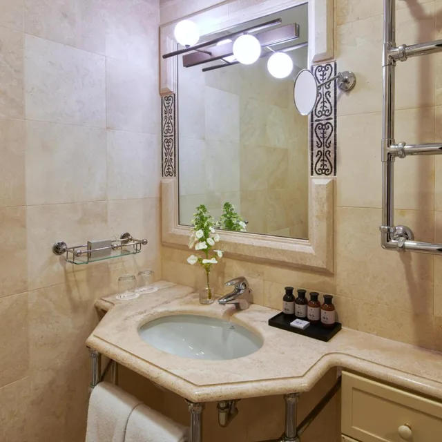 غرفة مزدوجة كلاسيكية، Fonteverde Thermal Spa Resort, Tuscany 6/6