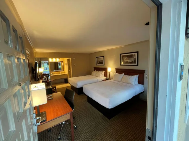 غرفة لذوي الإعاقة، Surestay Plus Hotel By Best Western Mountain View 6/10