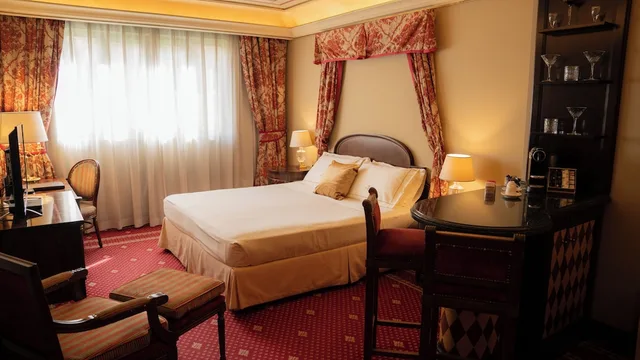 جناح جونيور عائلي بسرير كوين مع أريكة، River Chateau Hotel 1/4